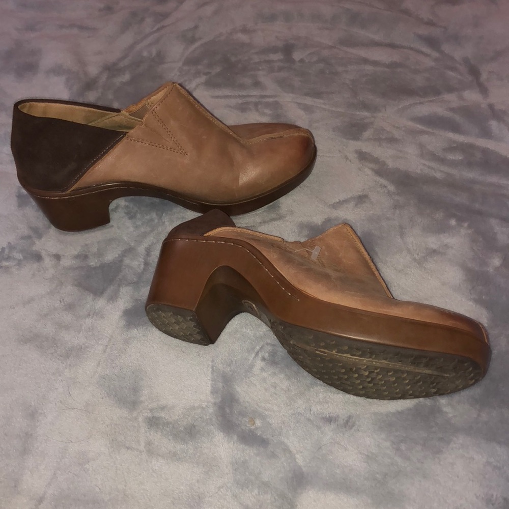 Brand new Ariat shoes